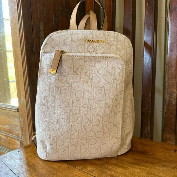 Calvin Klein Hudson Backpack White Tan Gold Monogram Half Zip Pre-Owned - Picture 1 of 10